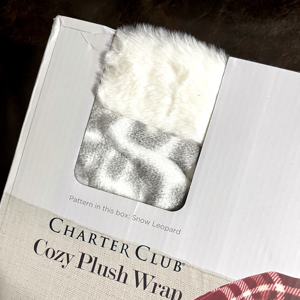 Plush Wrap - Snow Leopard Print NIB